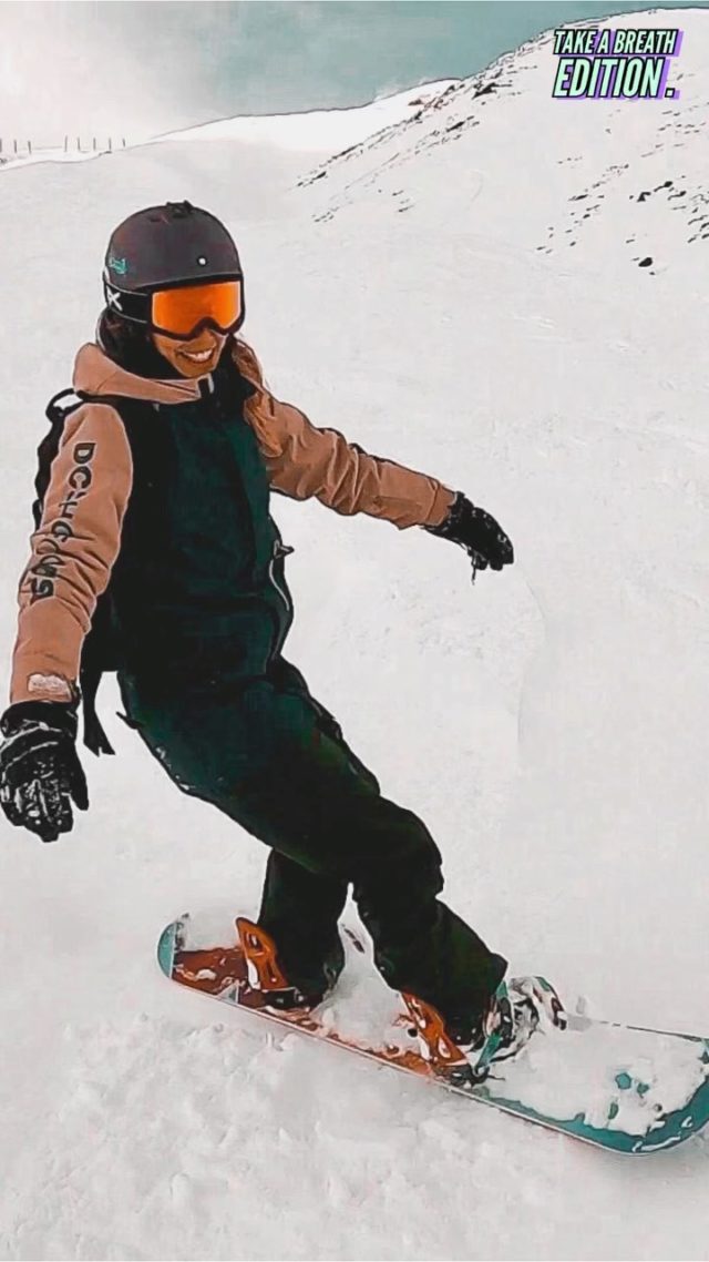 Une autre journée POW POW’ 💦comme celle ci SVP ! 💅💁‍♀️ 

#snowday #snowboardgirl #mountains #mountainslovers #extremesports #impactzone #gopro #saintlary #snowtrip #snowpark #rider #surfmagazine #webzine #takeabreathedition #snowboardmag #redbull #pyrennees //